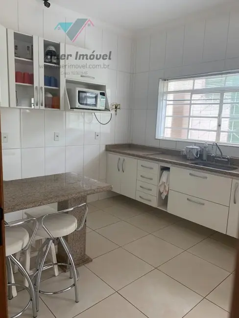 Casa com 3 quartos à venda, 240m2 em Jardim Irajá, Ribeirao Preto - SP - imagem 6 Foto 6 de Casa com 3 quartos à venda, 240m2 em Jardim Irajá, Ribeirao Preto - SP