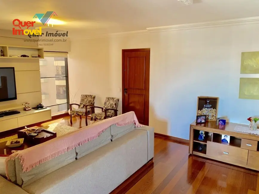 Apartamento com 3 quartos à venda, 176m2 em Centro, Ribeirao Preto - SP - imagem 3 Foto 3 de Apartamento com 3 quartos à venda, 176m2 em Centro, Ribeirao Preto - SP