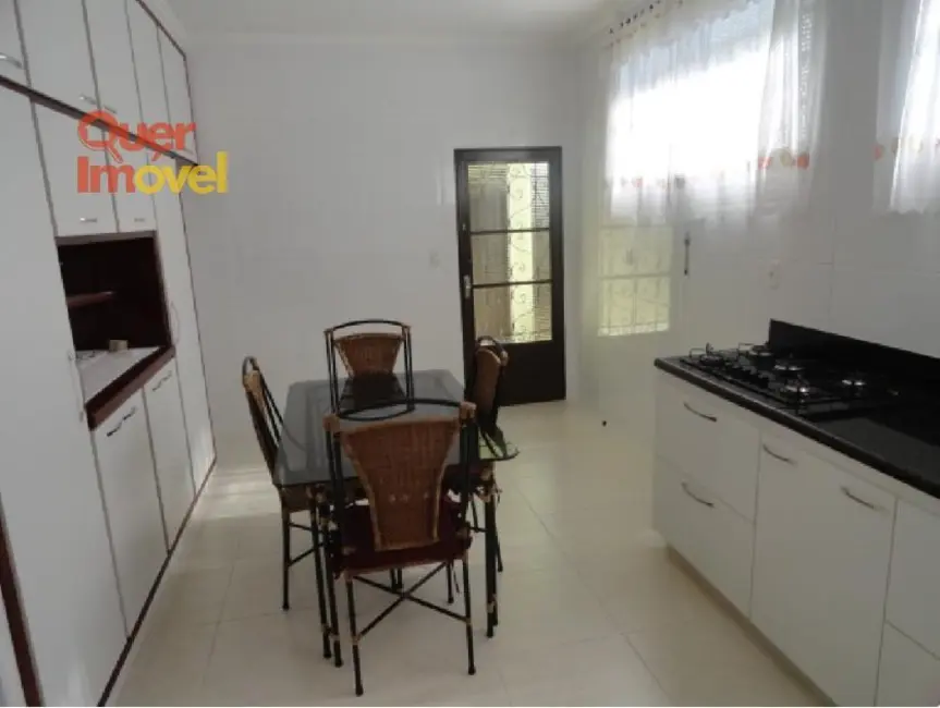 Casa com 3 quartos à venda, 152m2 em Jardim Irajá, Ribeirao Preto - SP - imagem 3 Foto 3 de Casa com 3 quartos à venda, 152m2 em Jardim Irajá, Ribeirao Preto - SP