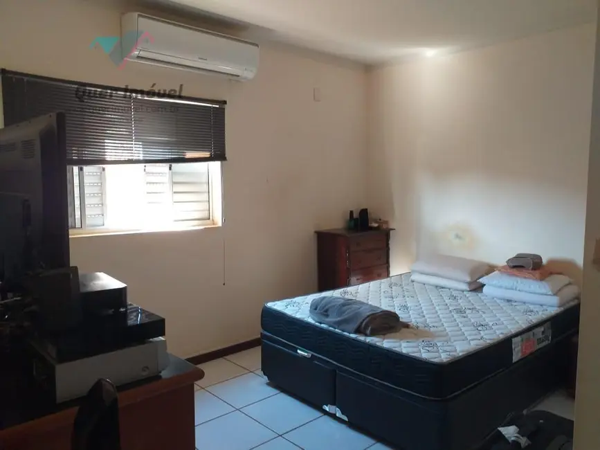 Casa com 3 quartos à venda e para alugar, 354m2 em Parque dos Lagos, Ribeirao Preto - SP - imagem 3 Foto 3 de Casa com 3 quartos à venda e para alugar, 354m2 em Parque dos Lagos, Ribeirao Preto - SP