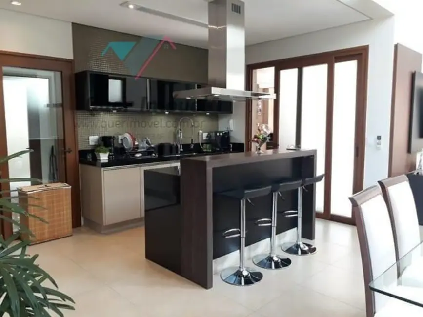 Casa de Condomínio com 3 quartos à venda, 254m2 em Condomínio Pitangueiras, Ribeirao Preto - SP - imagem 3 Foto 3 de Casa de Condomínio com 3 quartos à venda, 254m2 em Condomínio Pitangueiras, Ribeirao Preto - SP