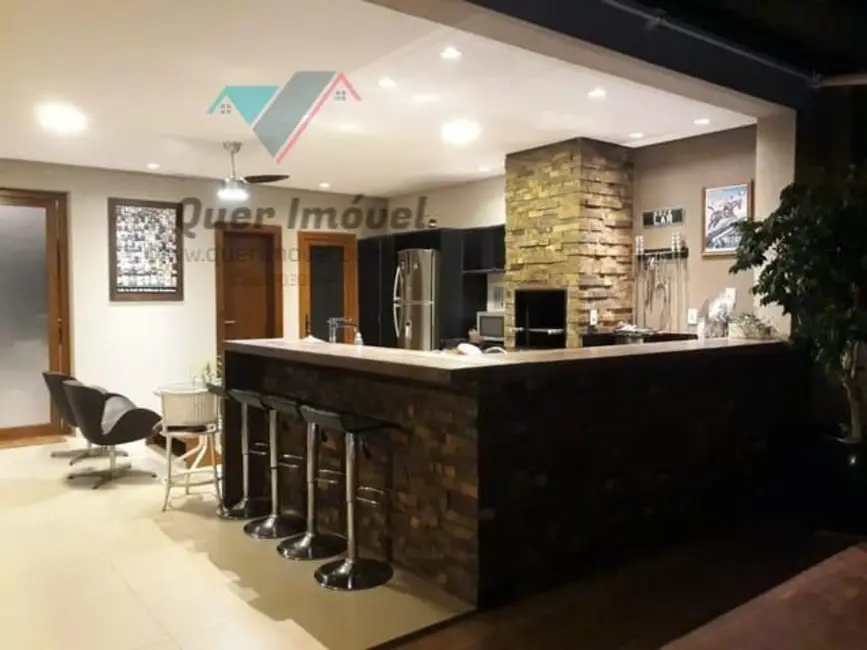 Casa de Condomínio com 3 quartos à venda, 254m2 em Condomínio Pitangueiras, Ribeirao Preto - SP - imagem 6 Foto 6 de Casa de Condomínio com 3 quartos à venda, 254m2 em Condomínio Pitangueiras, Ribeirao Preto - SP