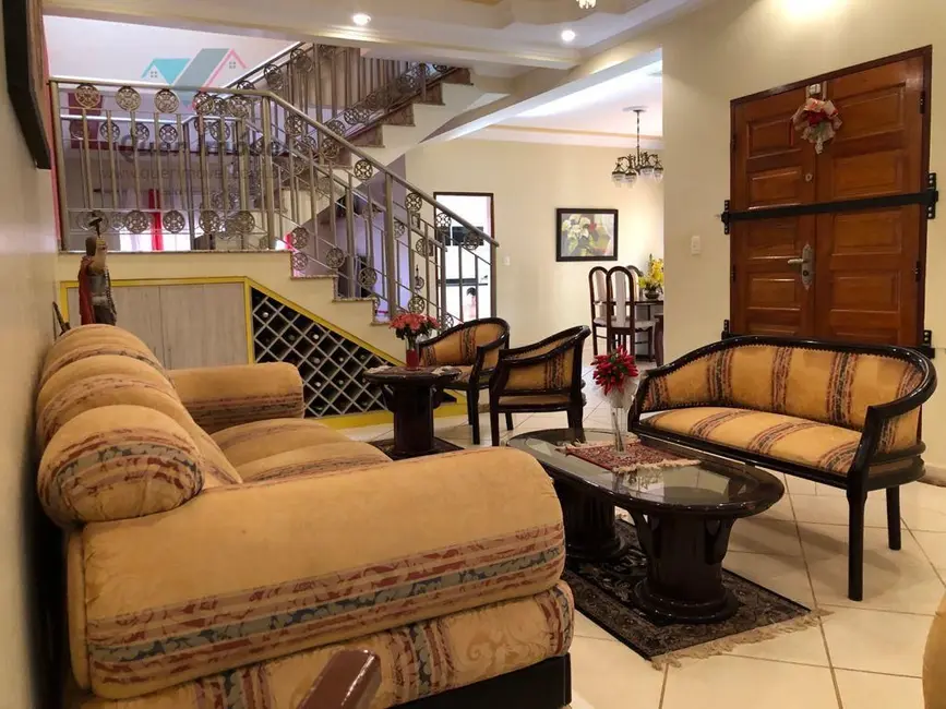 Foto 5 de Casa com 4 quartos à venda, 350m2 em Jardim Califórnia, Ribeirao Preto - SP