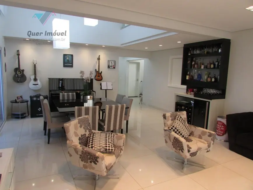 Casa de Condomínio com 3 quartos à venda, 398m2 em Jardim Saint Gerard, Ribeirao Preto - SP - imagem 3 Foto 3 de Casa de Condomínio com 3 quartos à venda, 398m2 em Jardim Saint Gerard, Ribeirao Preto - SP