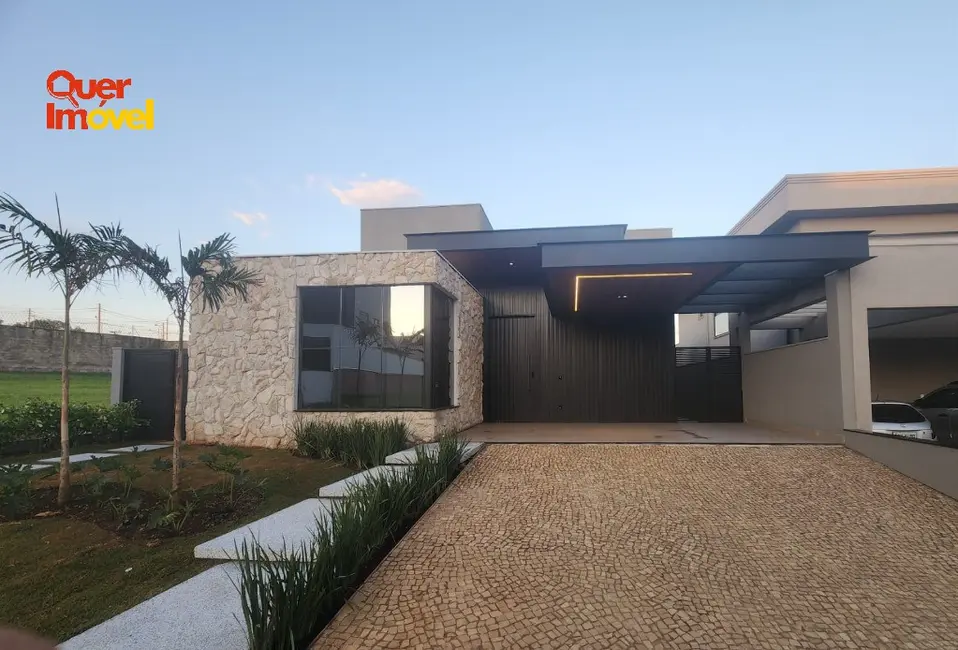 Casa de Condomínio com 3 quartos à venda, 250m2 em Ribeirao Preto - SP - imagem 3 Foto 3 de Casa de Condomínio com 3 quartos à venda, 250m2 em Ribeirao Preto - SP