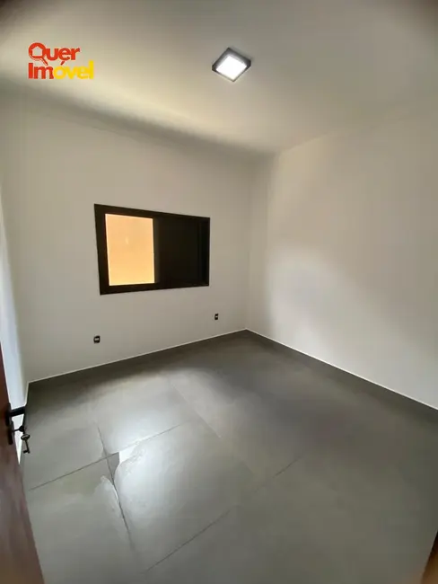 Foto 1 de Casa com 3 quartos à venda, 220m2 em Ribeirao Preto - SP