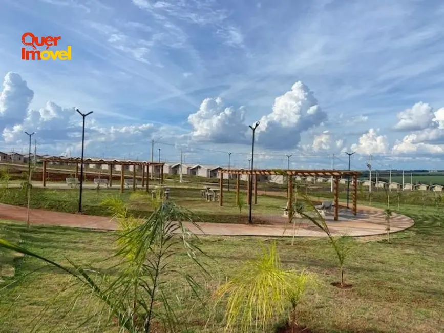 Terreno / Lote à venda, 160m2 em Centro, Cravinhos - SP - imagem 2 Foto 2 de Terreno / Lote à venda, 160m2 em Centro, Cravinhos - SP