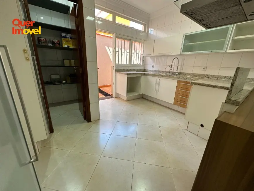 Foto 8 de Casa com 5 quartos à venda, 324m2 em Jardim Antártica, Ribeirao Preto - SP