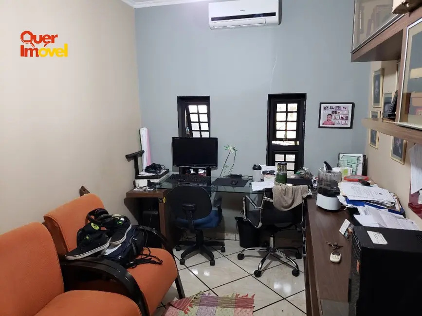 Casa com 4 quartos à venda e para alugar, 240m2 em Alto da Boa Vista, Ribeirao Preto - SP - imagem 5 Foto 5 de Casa com 4 quartos à venda e para alugar, 240m2 em Alto da Boa Vista, Ribeirao Preto - SP