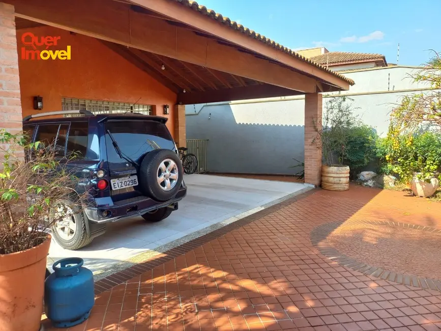 Casa com 4 quartos à venda, 350m2 em City Ribeirão, Ribeirao Preto - SP - imagem 3 Foto 3 de Casa com 4 quartos à venda, 350m2 em City Ribeirão, Ribeirao Preto - SP