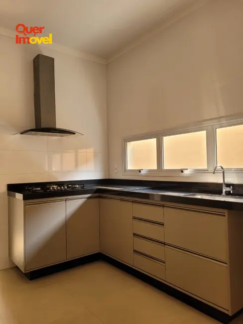 Casa de Condomínio com 3 quartos à venda, 156m2 em Cravinhos - SP - imagem 6 Foto 6 de Casa de Condomínio com 3 quartos à venda, 156m2 em Cravinhos - SP