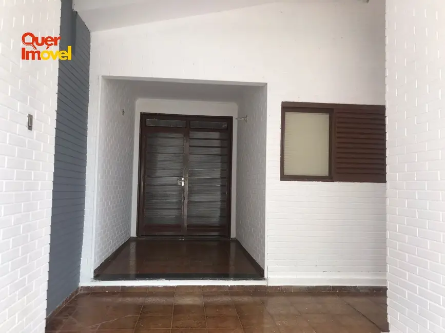 Foto 1 de Casa com 4 quartos à venda, 200m2 em Independência, Ribeirao Preto - SP