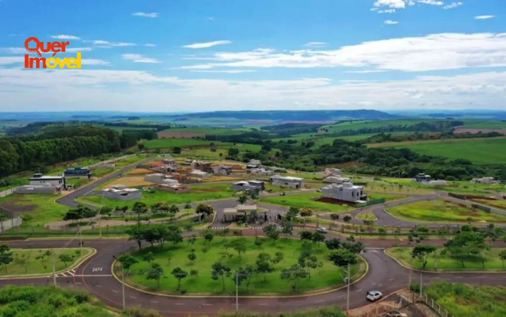 Foto 1 de Terreno / Lote à venda, 417m2 em Cravinhos - SP