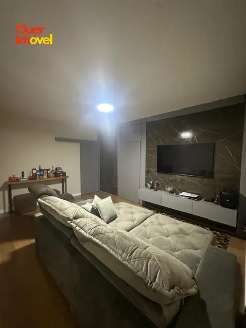 Apartamento com 3 quartos à venda, 100m2 em Jardim Anhangüera, Ribeirao Preto - SP - imagem 4 Foto 4 de Apartamento com 3 quartos à venda, 100m2 em Jardim Anhangüera, Ribeirao Preto - SP