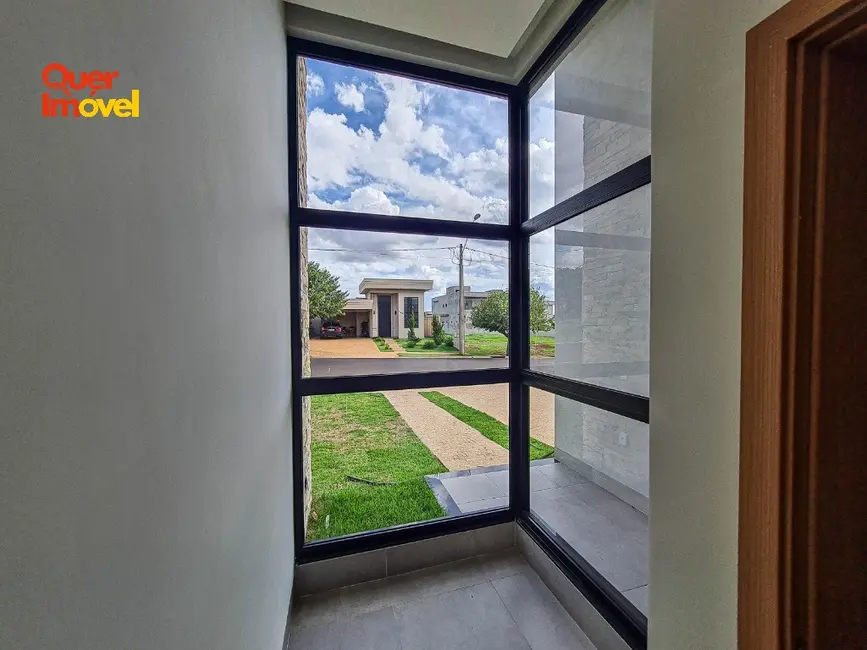 Foto 1 de Casa de Condomínio com 3 quartos à venda e para alugar, 205m2 em Ribeirao Preto - SP