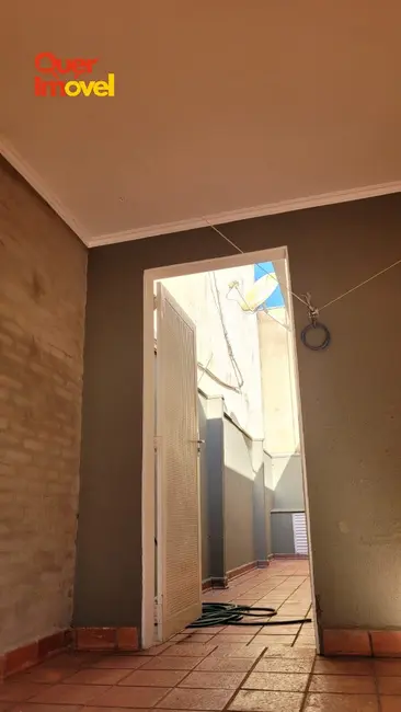 Casa com 3 quartos à venda e para alugar, 150m2 em Jardim São Luiz, Ribeirao Preto - SP - imagem 6 Foto 6 de Casa com 3 quartos à venda e para alugar, 150m2 em Jardim São Luiz, Ribeirao Preto - SP