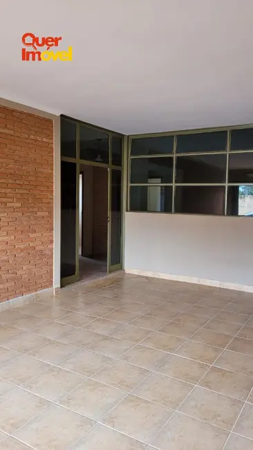 Foto 4 de Casa com 3 quartos à venda, 275m2 em Centro, Cravinhos - SP