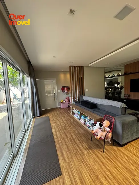 Foto 6 de Casa com 3 quartos à venda, 170m2 em Cravinhos - SP
