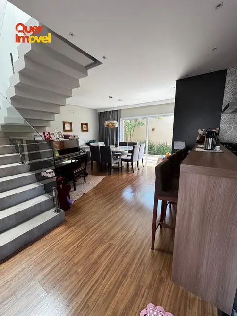 Foto 3 de Casa com 3 quartos à venda, 170m2 em Cravinhos - SP