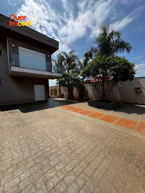 Foto 1 de Casa com 3 quartos à venda, 170m2 em Cravinhos - SP