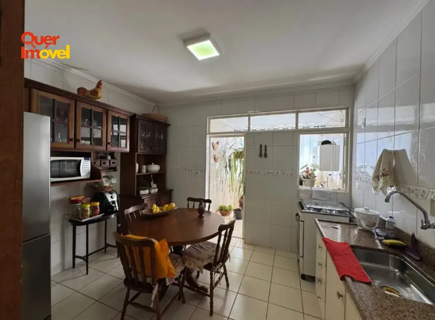 Apartamento com 2 quartos à venda, 77m2 em Jardim Irajá, Ribeirao Preto - SP - imagem 4 Foto 4 de Apartamento com 2 quartos à venda, 77m2 em Jardim Irajá, Ribeirao Preto - SP