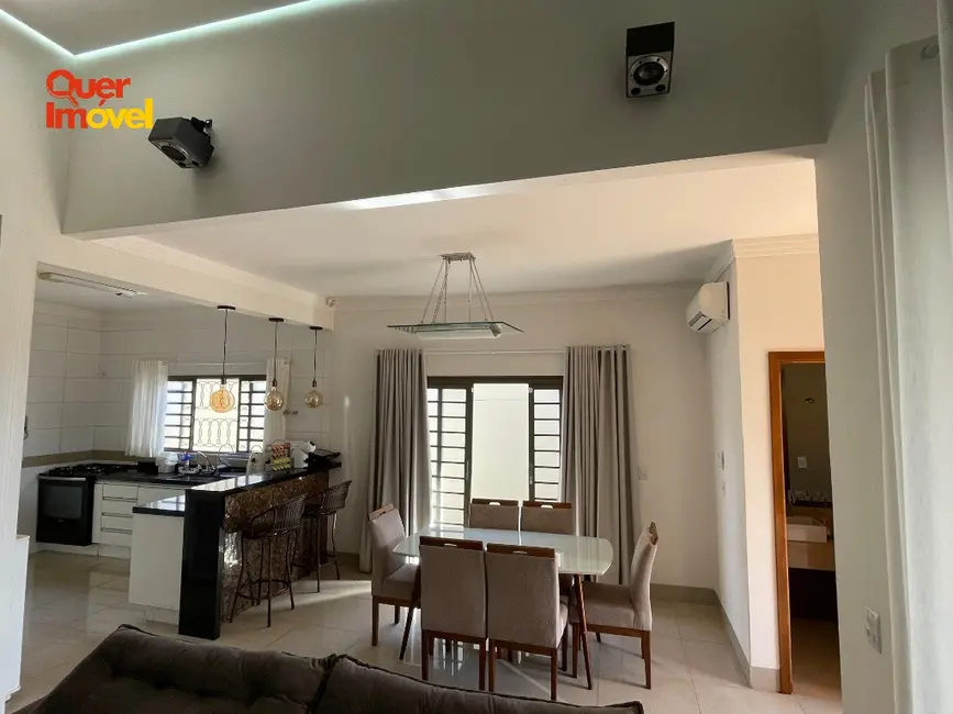 Foto 9 de Casa com 3 quartos à venda, 300m2 em Jardim Anhangüera, Ribeirao Preto - SP