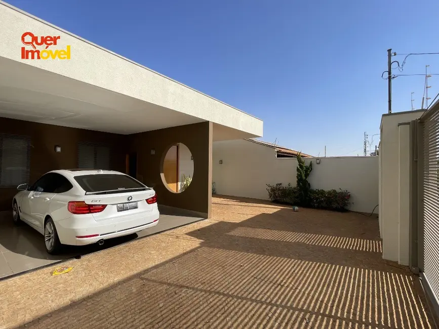Foto 1 de Casa com 3 quartos à venda, 300m2 em Jardim Anhangüera, Ribeirao Preto - SP