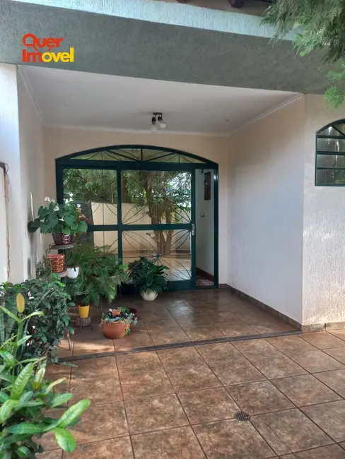 Foto 3 de Casa com 3 quartos à venda, 223m2 em Jardim Palma Travassos, Ribeirao Preto - SP