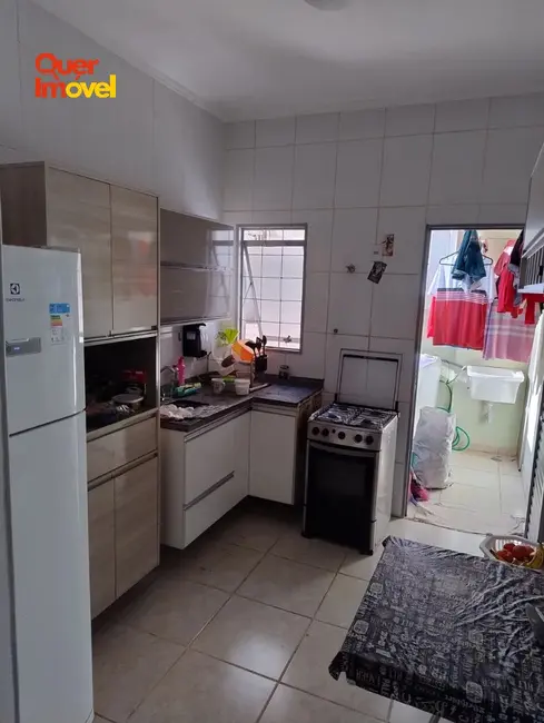 Foto 5 de Apartamento com 2 quartos à venda, 60m2 em Jardim Anhangüera, Ribeirao Preto - SP