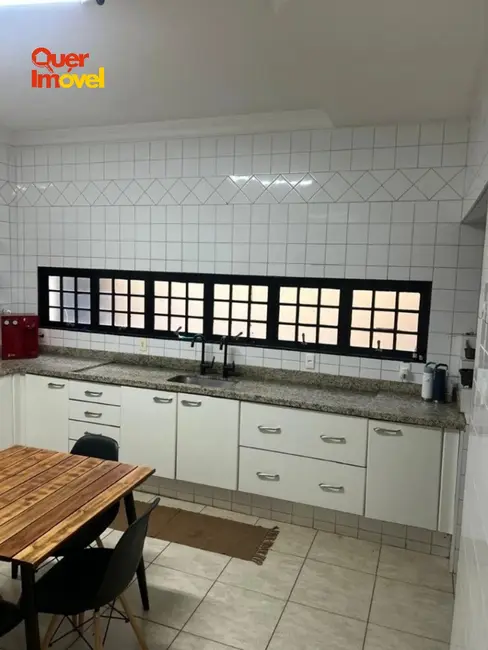 Casa com 3 quartos à venda e para alugar, 282m2 em City Ribeirão, Ribeirao Preto - SP - imagem 3 Foto 3 de Casa com 3 quartos à venda e para alugar, 282m2 em City Ribeirão, Ribeirao Preto - SP