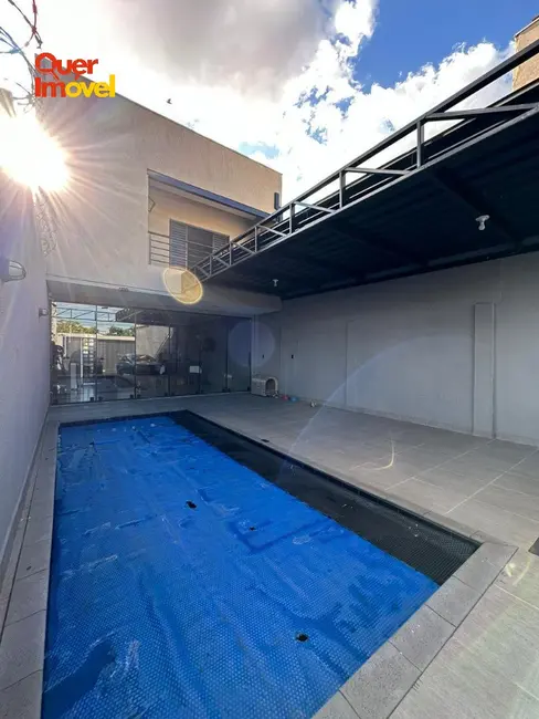 Foto 1 de Casa com 3 quartos à venda, 250m2 em Vila Tibério, Ribeirao Preto - SP