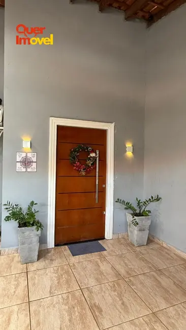 Casa com 3 quartos à venda, 157m2 em Jamil Seme Cury, Ribeirao Preto - SP - imagem 3 Foto 3 de Casa com 3 quartos à venda, 157m2 em Jamil Seme Cury, Ribeirao Preto - SP