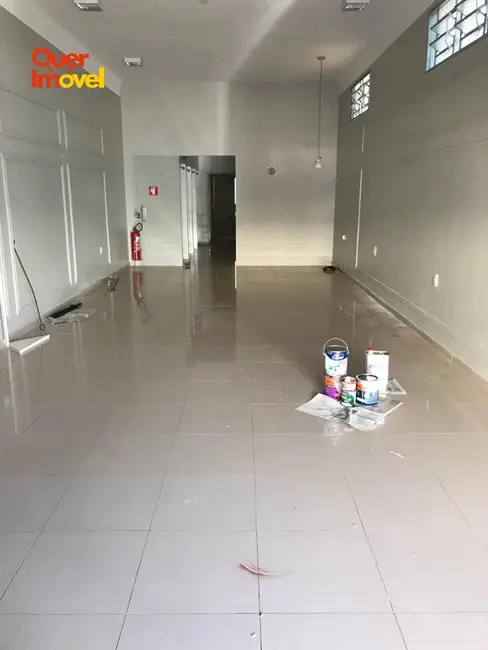 Sala Comercial para alugar, 100m2 em Centro, Ribeirao Preto - SP - imagem 2 Foto 2 de Sala Comercial para alugar, 100m2 em Centro, Ribeirao Preto - SP