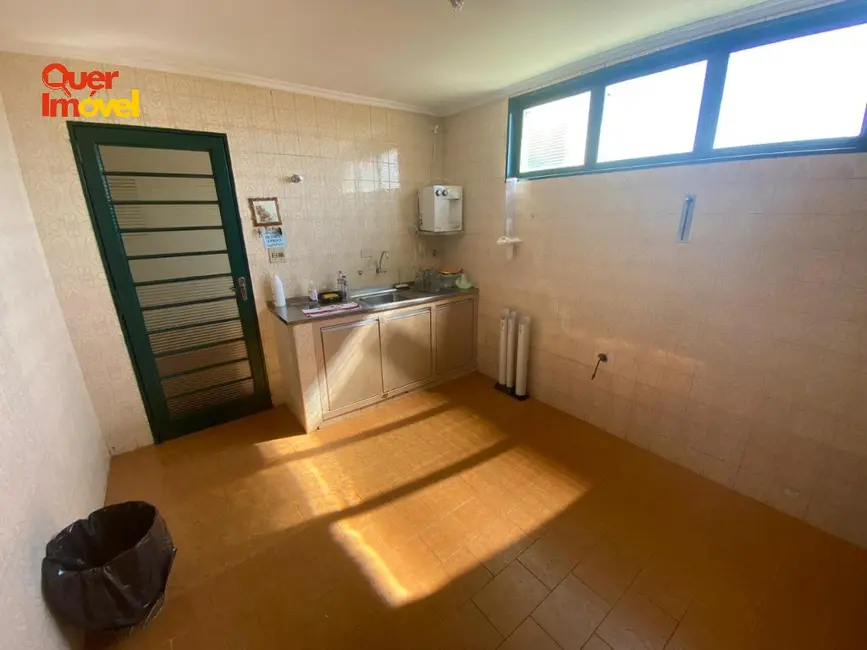 Casa com 4 quartos à venda e para alugar, 220m2 em Campos Elíseos, Ribeirao Preto - SP - imagem 7 Foto 7 de Casa com 4 quartos à venda e para alugar, 220m2 em Campos Elíseos, Ribeirao Preto - SP