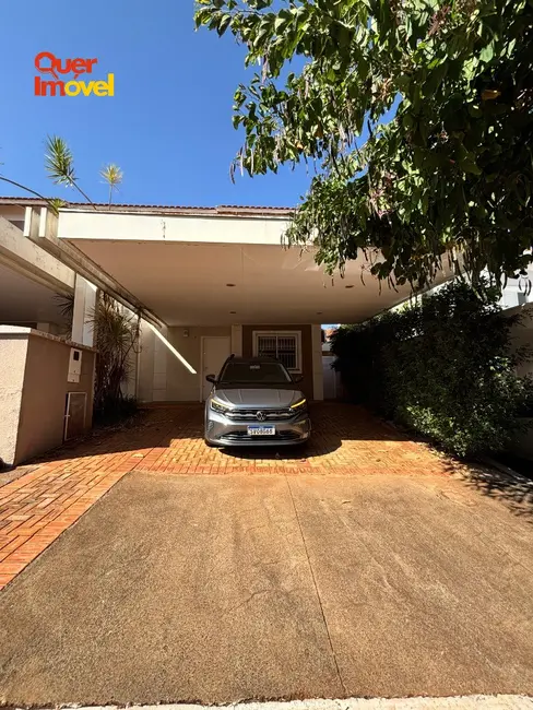 Casa de Condomínio com 2 quartos à venda, 130m2 em Vila do Golf, Ribeirao Preto - SP - imagem 4 Foto 4 de Casa de Condomínio com 2 quartos à venda, 130m2 em Vila do Golf, Ribeirao Preto - SP