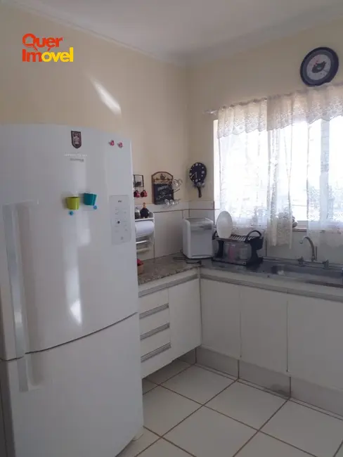 Foto 4 de Casa com 3 quartos para alugar, 160m2 em Parque dos Lagos, Ribeirao Preto - SP