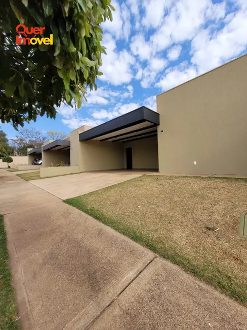 Foto 1 de Casa de Condomínio com 3 quartos à venda e para alugar, 156m2 em Cravinhos - SP