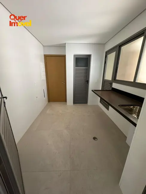 Apartamento com 3 quartos à venda, 227m2 em Ribeirao Preto - SP - imagem 4 Foto 4 de Apartamento com 3 quartos à venda, 227m2 em Ribeirao Preto - SP