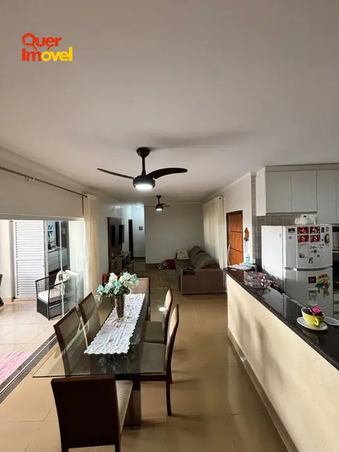 Casa com 3 quartos à venda, 185m2 em Residencial Greenville, Ribeirao Preto - SP - imagem 8 Foto 8 de Casa com 3 quartos à venda, 185m2 em Residencial Greenville, Ribeirao Preto - SP