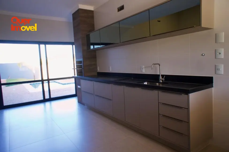 Casa de Condomínio com 3 quartos à venda, 180m2 em Ribeirao Preto - SP - imagem 8 Foto 8 de Casa de Condomínio com 3 quartos à venda, 180m2 em Ribeirao Preto - SP