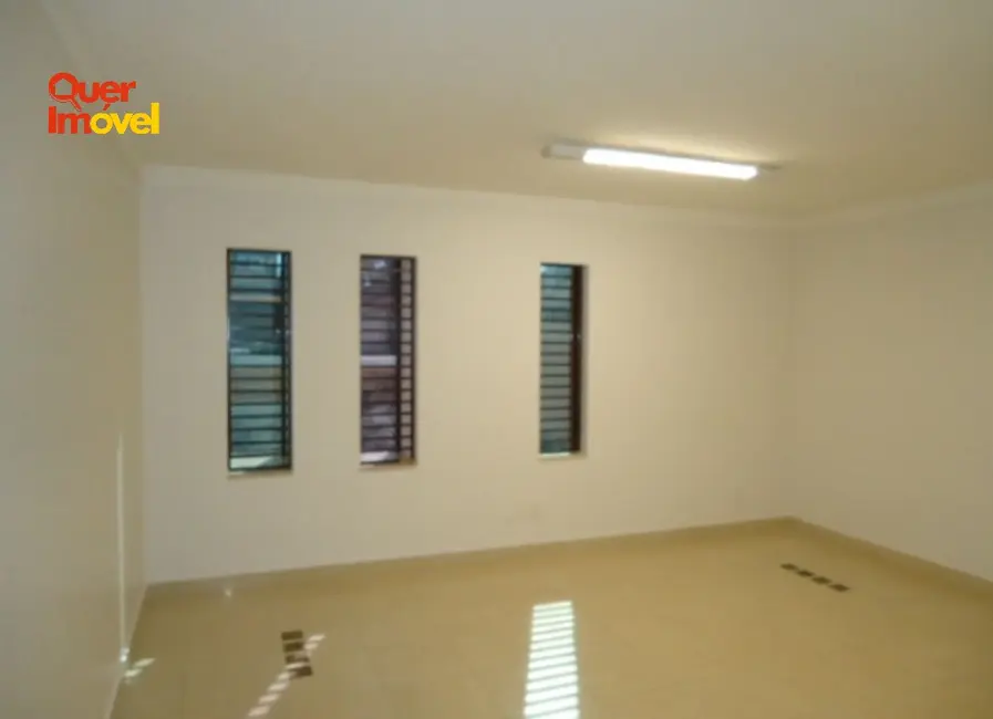 Sala Comercial para alugar, 28m2 em Ribeirânia, Ribeirao Preto - SP - imagem 2 Foto 2 de Sala Comercial para alugar, 28m2 em Ribeirânia, Ribeirao Preto - SP