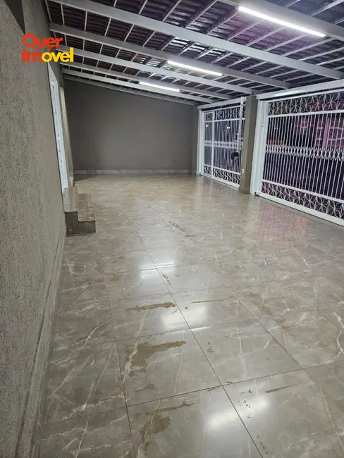 Casa com 3 quartos à venda, 281m2 em Parque Residencial Lagoinha, Ribeirao Preto - SP - imagem 2 Foto 2 de Casa com 3 quartos à venda, 281m2 em Parque Residencial Lagoinha, Ribeirao Preto - SP