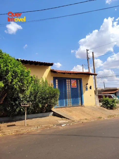 Casa com 2 quartos à venda, 80m2 em Jardim Diva Tarlá de Carvalho, Ribeirao Preto - SP - imagem 1 Foto 1 de Casa com 2 quartos à venda, 80m2 em Jardim Diva Tarlá de Carvalho, Ribeirao Preto - SP