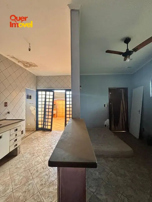 Casa com 2 quartos à venda, 80m2 em Jardim Diva Tarlá de Carvalho, Ribeirao Preto - SP - imagem 2 Foto 2 de Casa com 2 quartos à venda, 80m2 em Jardim Diva Tarlá de Carvalho, Ribeirao Preto - SP
