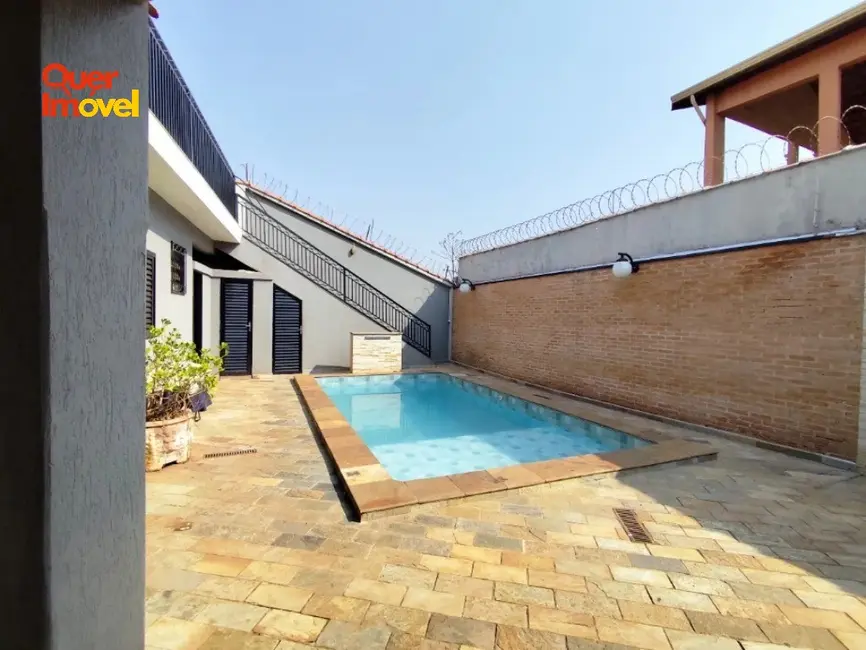 Casa com 3 quartos à venda e para alugar, 295m2 em Parque Residencial Cidade Universitária, Ribeirao Preto - SP - imagem 2 Foto 2 de Casa com 3 quartos à venda e para alugar, 295m2 em Parque Residencial Cidade Universitária, Ribeirao Preto - SP