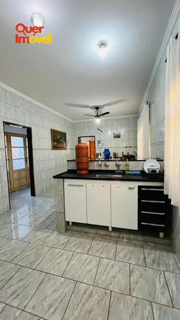 Casa com 4 quartos à venda, 270m2 em Residencial e Comercial Palmares, Ribeirao Preto - SP - imagem 9 Foto 9 de Casa com 4 quartos à venda, 270m2 em Residencial e Comercial Palmares, Ribeirao Preto - SP