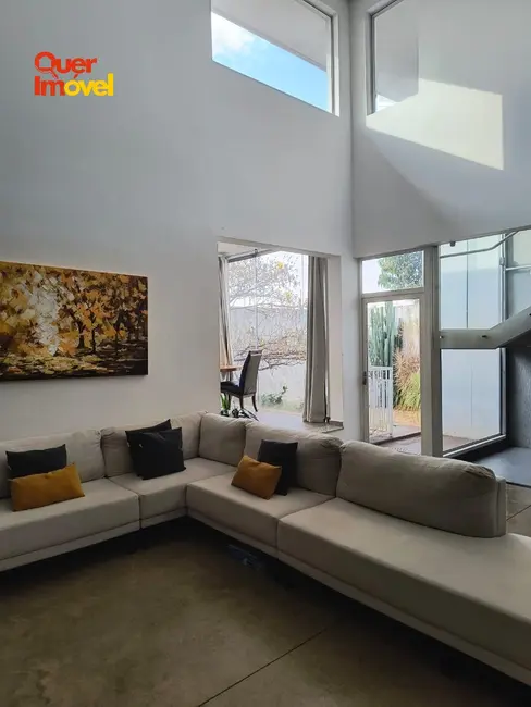 Foto 1 de Casa com 3 quartos à venda, 318m2 em Parque Residencial Cidade Universitária, Ribeirao Preto - SP