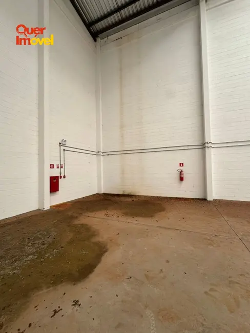 Armazém / Galpão para alugar, 1240m2 em Recreio Anhangüera, Ribeirao Preto - SP - imagem 5 Foto 5 de Armazém / Galpão para alugar, 1240m2 em Recreio Anhangüera, Ribeirao Preto - SP