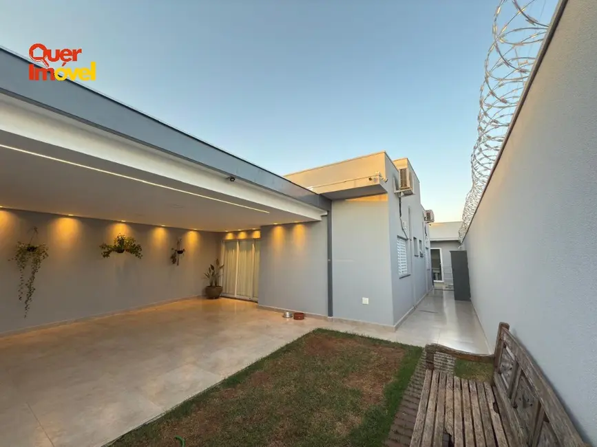 Foto 1 de Casa com 2 quartos à venda, 110m2 em Ribeirao Preto - SP