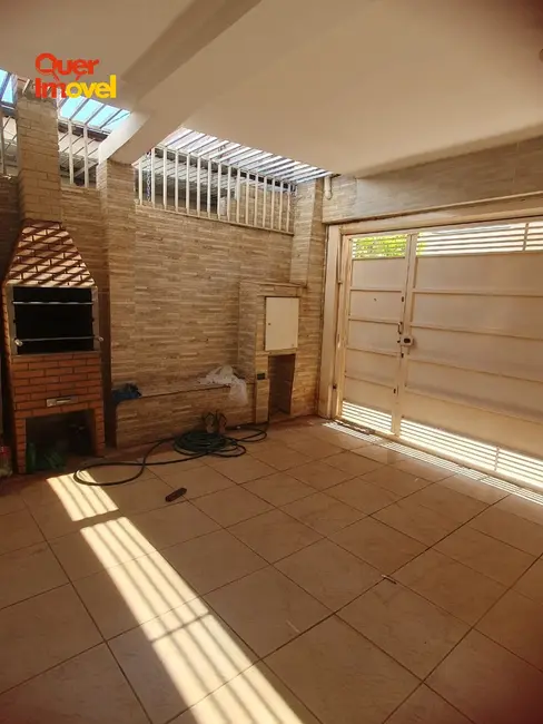 Casa com 3 quartos à venda, 120m2 em Ipiranga, Ribeirao Preto - SP - imagem 2 Foto 2 de Casa com 3 quartos à venda, 120m2 em Ipiranga, Ribeirao Preto - SP